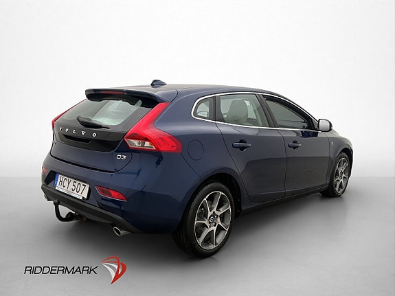 Volvo V40 8 of 27