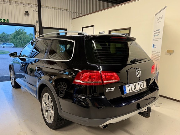 Volkswagen Passat Alltrack 9 of 19
