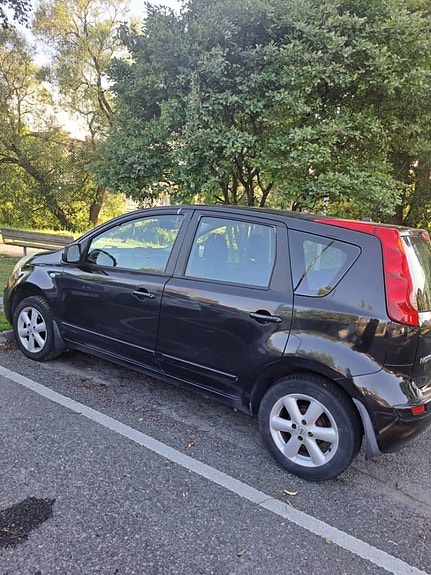 Nissan Note 4 of 10