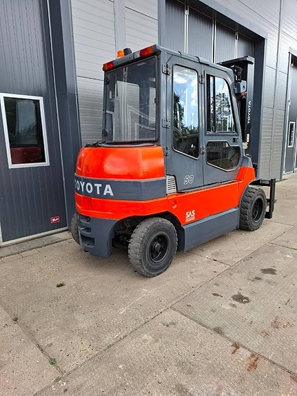 Toyota 7 FBMF 50 3 of 3