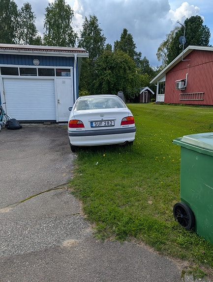 Toyota Avensis 3 of 4