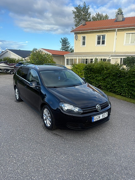 Volkswagen Golf VI 2 of 7