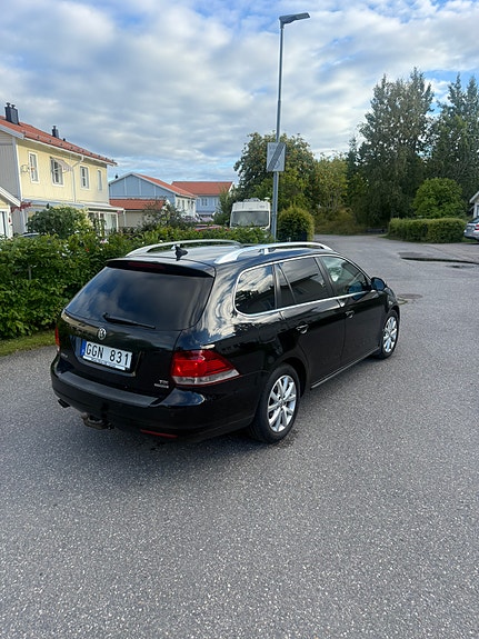 Volkswagen Golf VI 3 of 7
