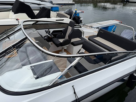 Finnmaster T7 – Yamaha F250 | 2020 | 110 timmar 3 of 12