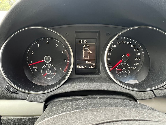 Volkswagen Golf VI 3 of 7