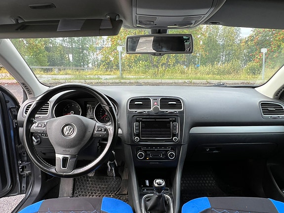 Volkswagen Golf VI 4 of 7