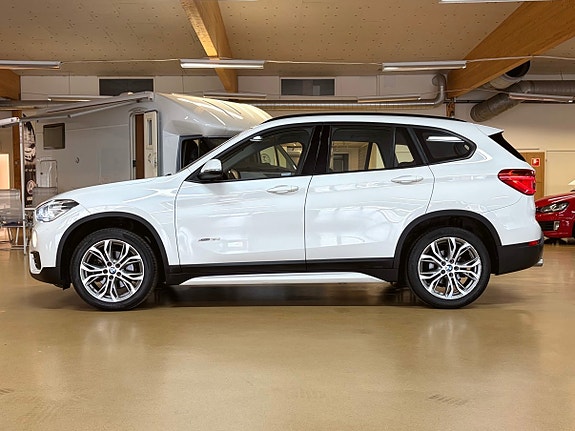 BMW X1 9 of 25