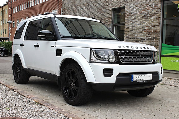 Land Rover Discovery 4 8 of 30