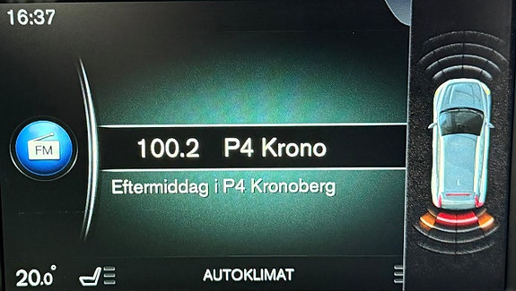 Volvo XC60 12 of 15