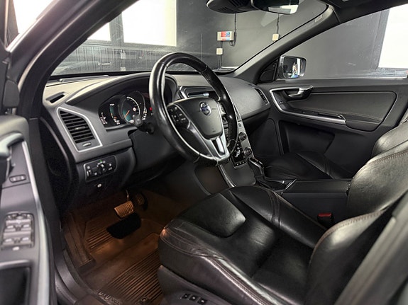 Volvo XC60 5 of 15