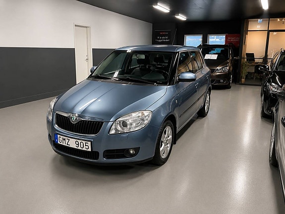 Skoda Fabia 2 of 14