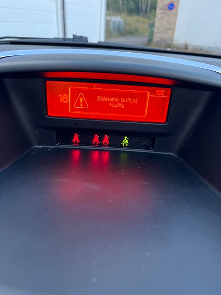 Peugeot 207 CC 11 of 11