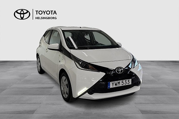 Toyota Aygo 3 of 12