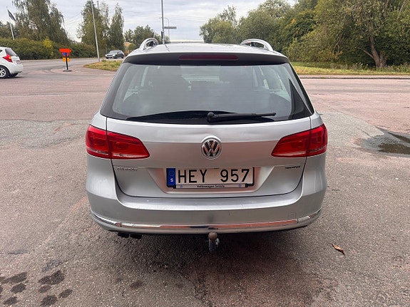 Volkswagen Passat 8 of 18