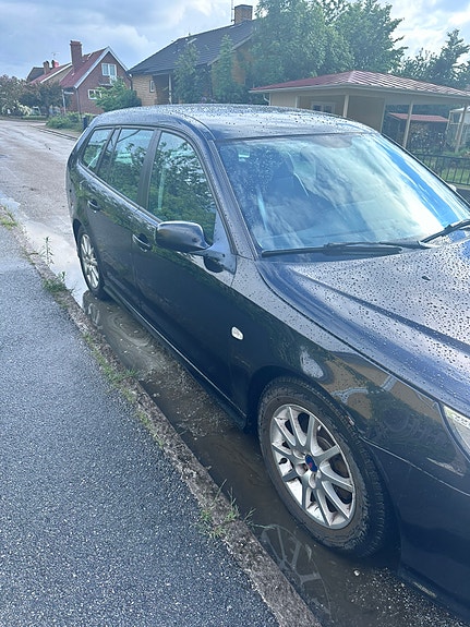 Saab 9-3 4 of 8