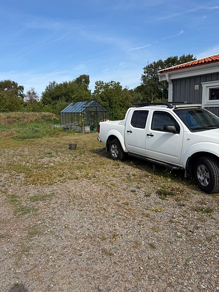 Nissan Navara 2 of 6