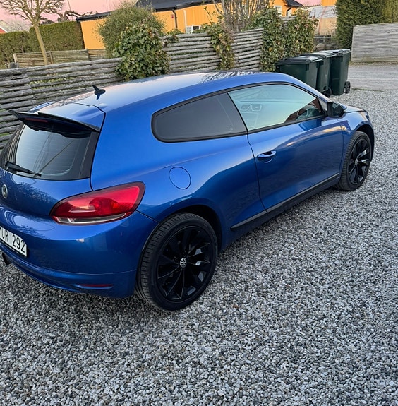 Volkswagen Scirocco 3 of 3