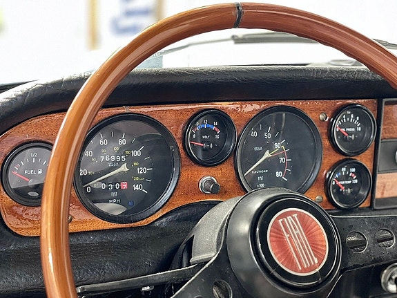 Fiat 124 12 of 18