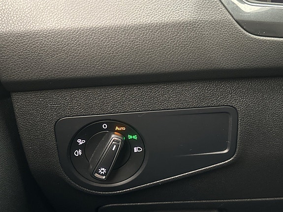 Volkswagen Tiguan 30 of 30