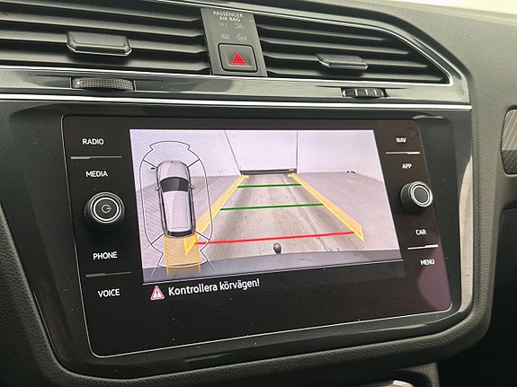 Volkswagen Tiguan 27 of 30