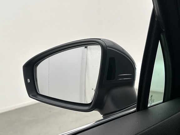 Volkswagen Tiguan 11 of 30