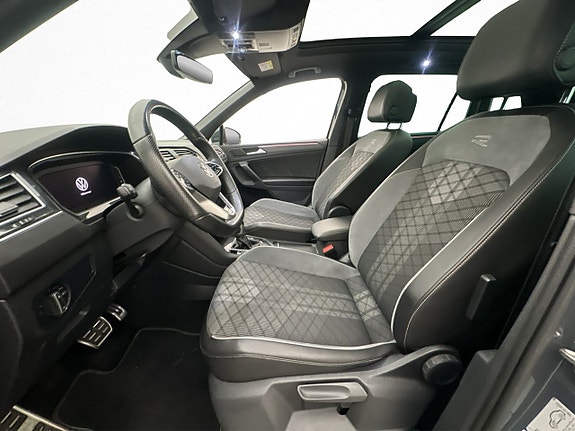 Volkswagen Tiguan 13 of 30