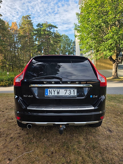 Volvo XC60 4 of 8