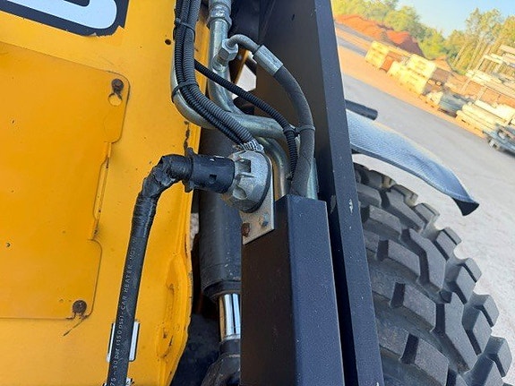 JCB 411 HT 11 of 12