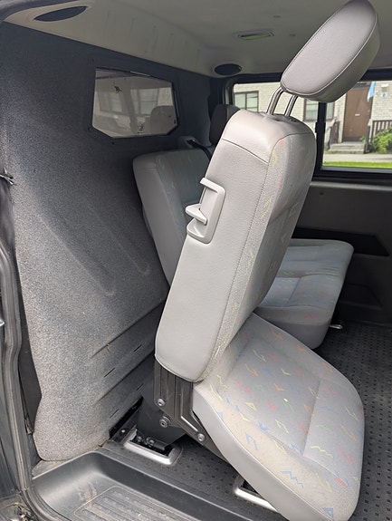 Volkswagen Transporter 6 of 10