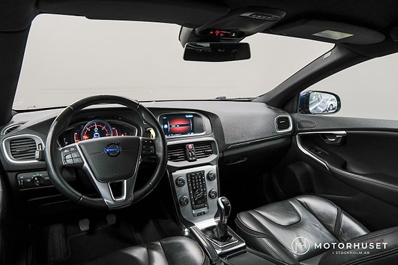 Volvo V40 8 of 20