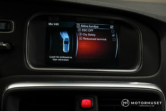 Volvo V40 16 of 20