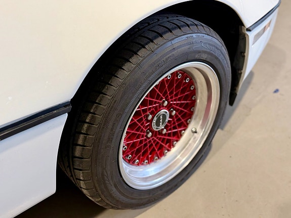 Chevrolet Corvette 15 of 30