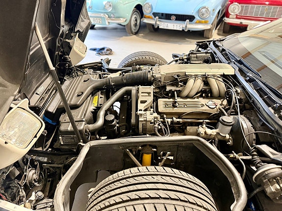 Chevrolet Corvette 27 of 30