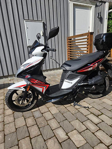 Kymco Super 8 50 II 2 of 3