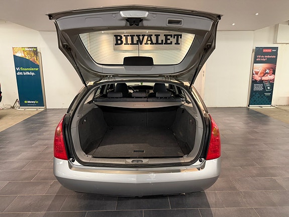 Nissan Primera 7 of 15