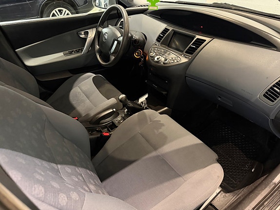 Nissan Primera 11 of 15