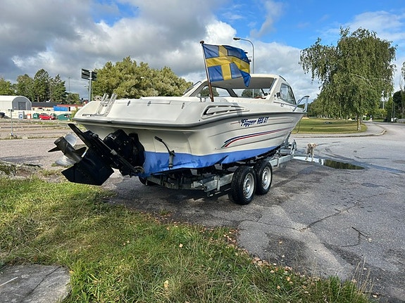 Flipper 666 HT -01 | MerCruiser 4.3 EFI | Bravo III | mycket välservad 7 of 16