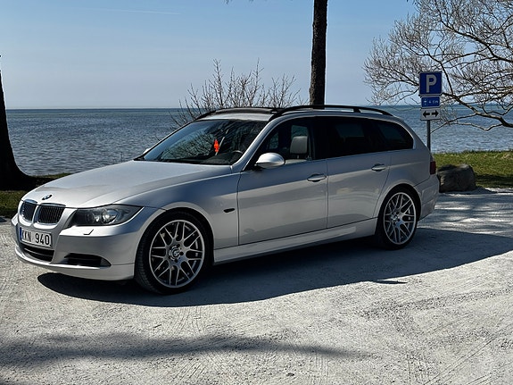 BMW 325i 4 of 11