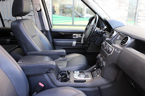 Land Rover Discovery 4 7 of 30