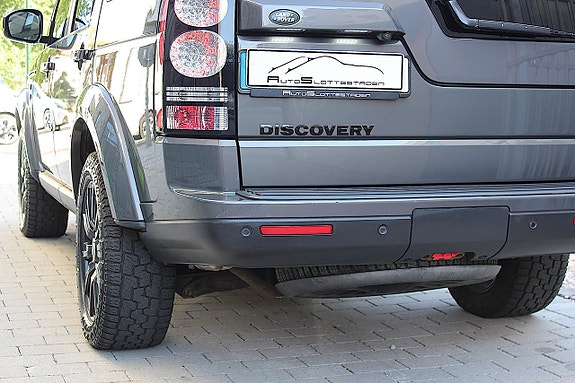 Land Rover Discovery 4 17 of 30