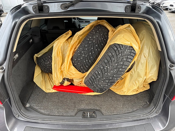 Volvo V70 15 of 19