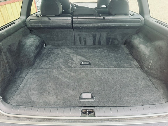 Volvo V70 8 of 14