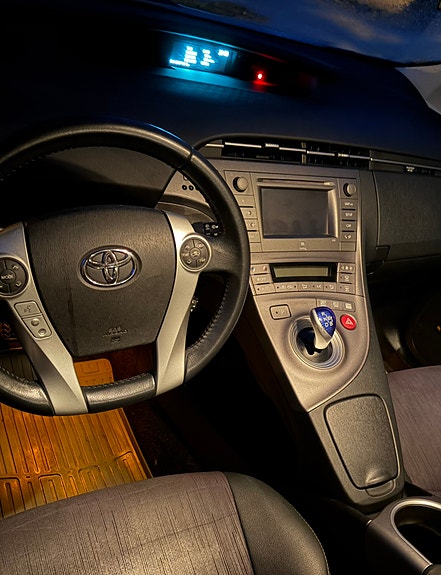 Toyota Prius 7 of 7