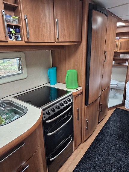 KABE Royal 720 GXL 7 of 9