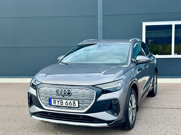 Audi Q4 e-tron 2 of 10