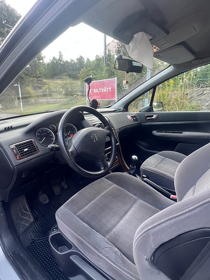 Peugeot 307 3 of 7
