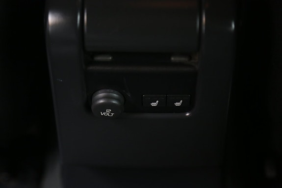 Volvo V60 Cross Country 23 of 25