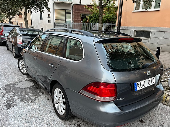 Volkswagen Golf VI 16 of 22