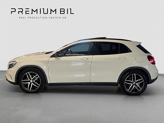 Mercedes-Benz GLA200 d 4 of 22