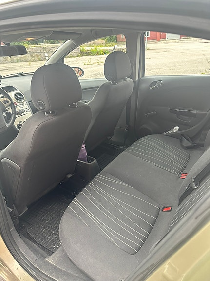Opel Corsa 15 of 15